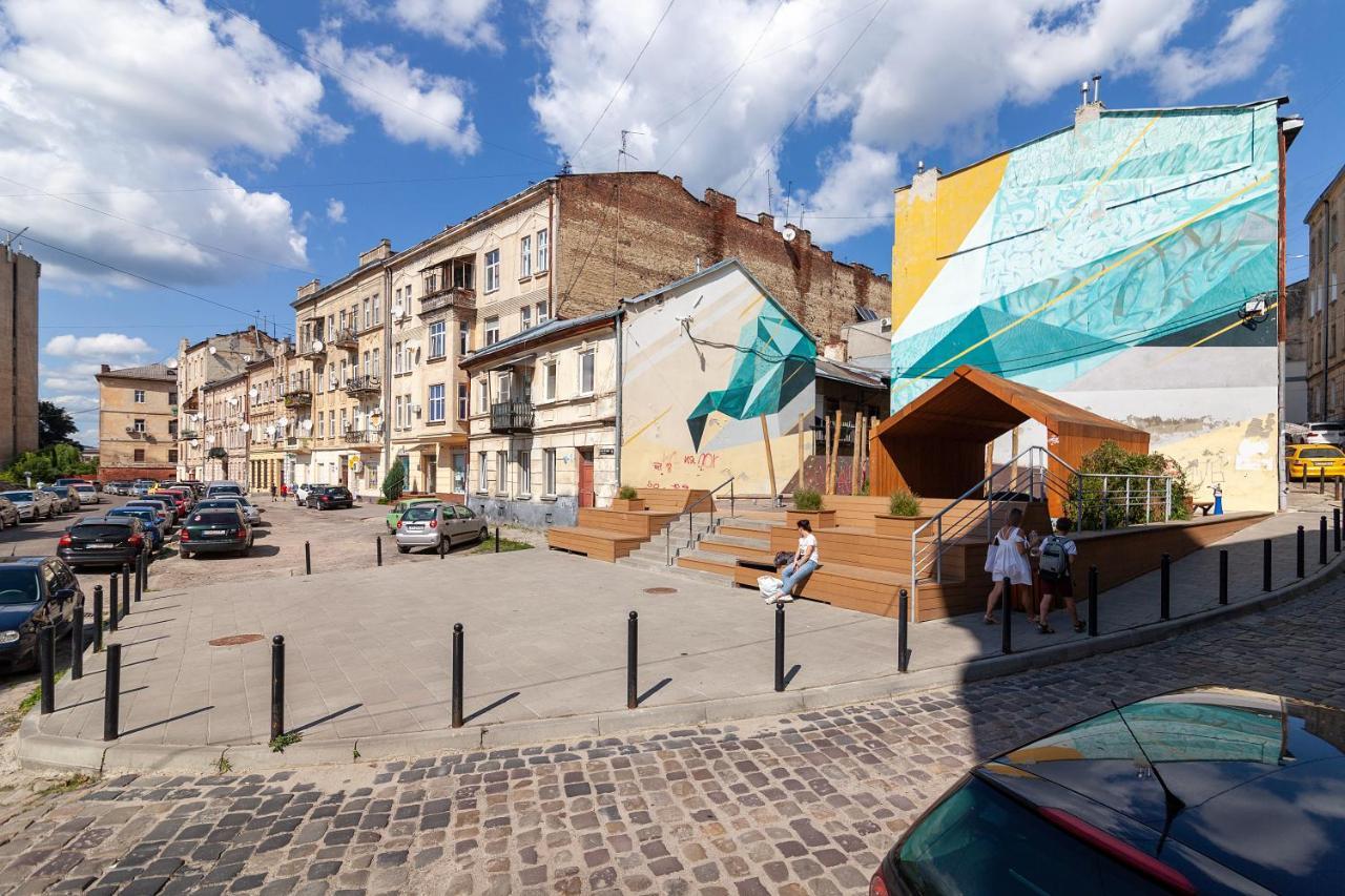 Studio Near Opera Lviv Exteriör bild
